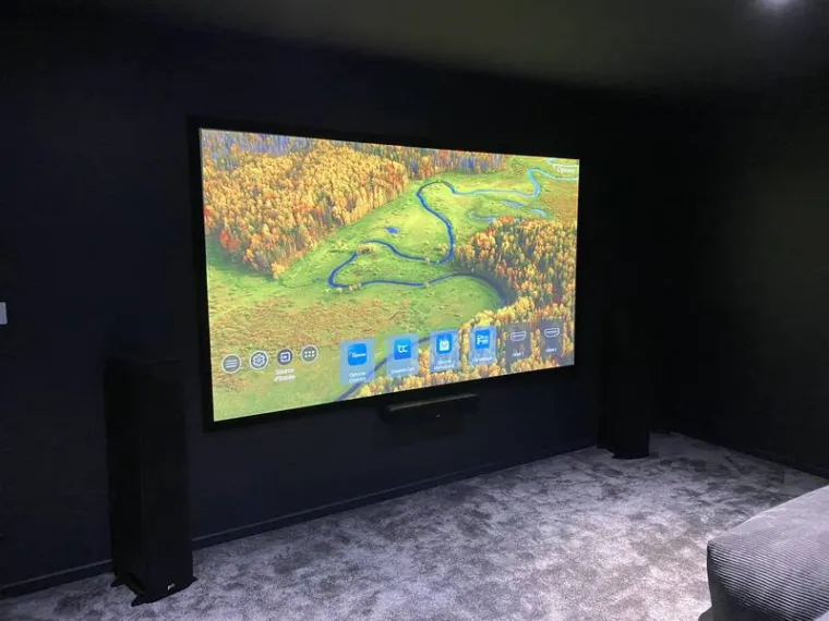 Installation d’une salle de cinéma chez un particulier à Lyon , Lyon, Ear and Eye