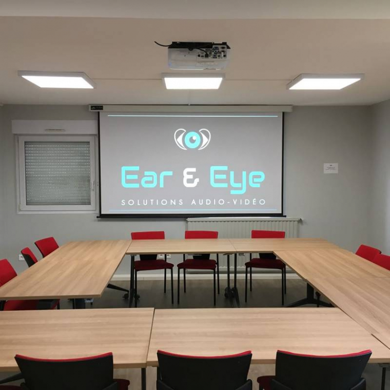 Création d'une solution pour salle de réunion ou conseil pour collectivités à  Romans-sur-Isère, Lyon, Ear and Eye