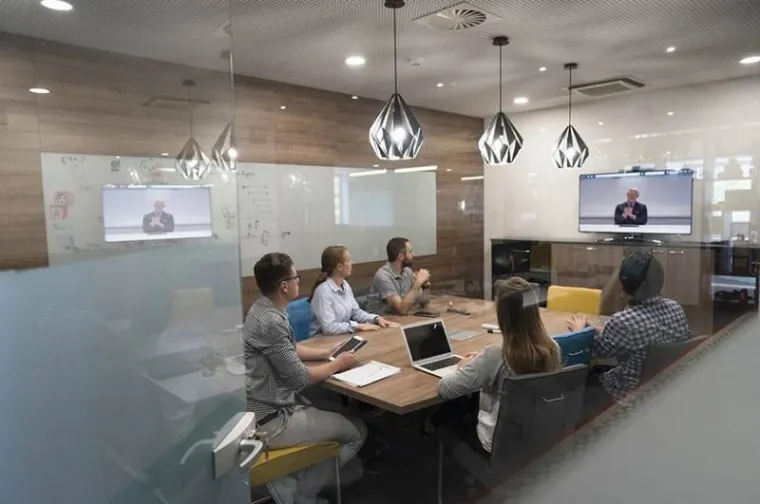 Installateur de visioconférence pour les entreprises à Lyon, Lyon, Ear and Eye