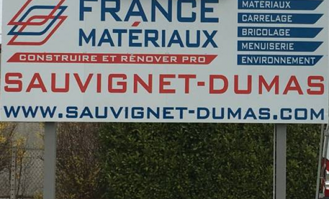 Mise en place d'un afficheur électronique pour le football à Valence, Lyon, Ear and Eye