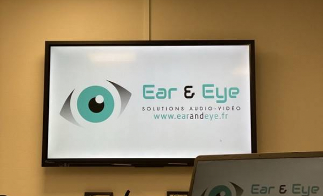 Une solution vidéo pour une salle de réunion de 8 personnes à Vienne, Lyon, Ear and Eye